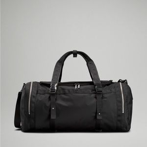 NWT Lululemon Wunderlust Duffle Bag 40L
